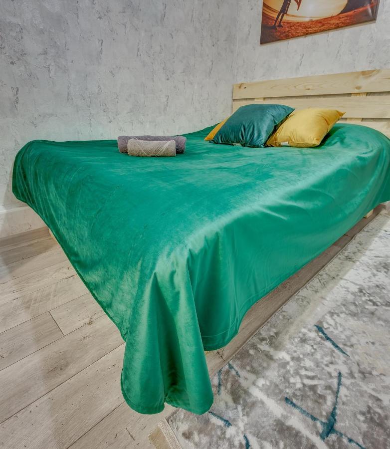 Yourhouse На Розыбакиева Утепова Недалеко От Меги Almaty Exterior photo